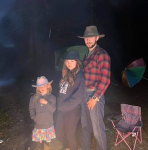 Meet your Posher, Tray